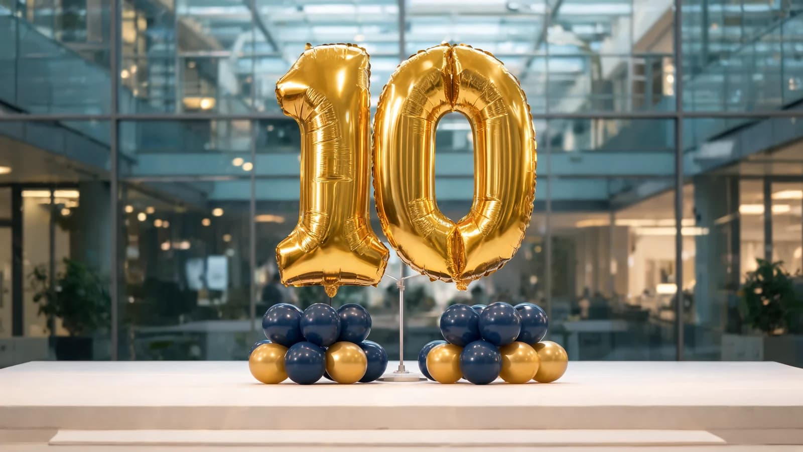 Number / Letter Foil Balloons